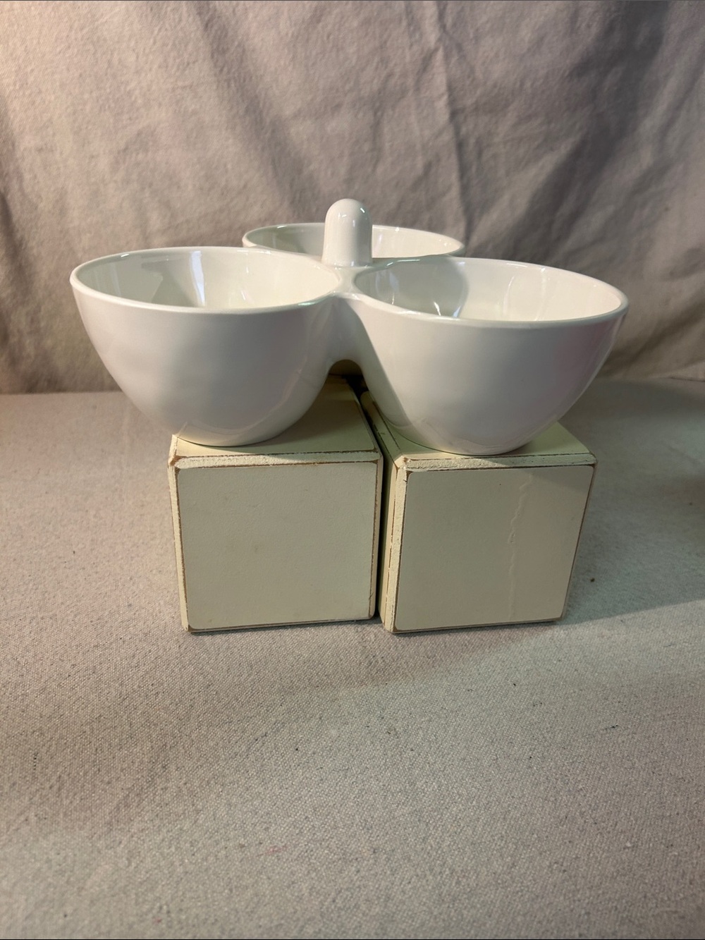 Rae Dunn White Ceramic Triple Snack Server with Beach Motifs - Picture 4 of 4